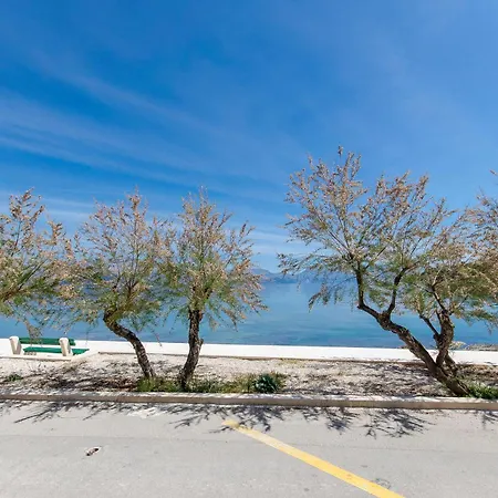 Orange Διαμέρισμα Postira